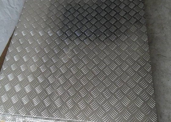 Китай Анти- коррозионная устойчивость плиты H22 скида 3003 алюминиевая Chequered для механического поставщик