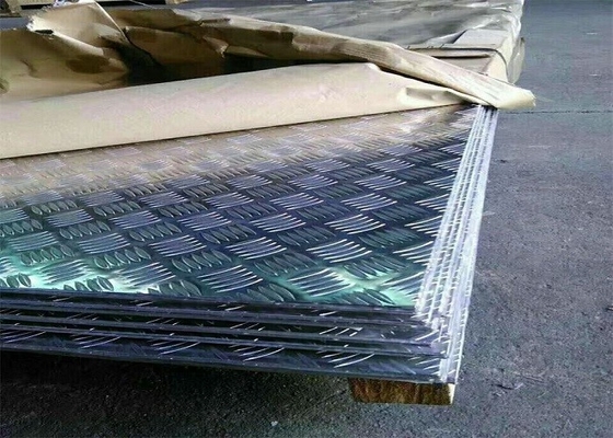 Китай 5 толщина плиты 1.0мм-6.0мм контролера Адвокатуры алюминиевая для лестниц/пола поставщик