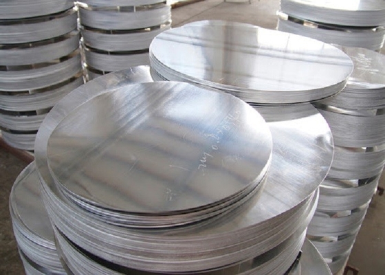 Китай Высокий лист круга алюминия пластичности 3004, холоднопрокатный диск алюминия 3003 поставщик